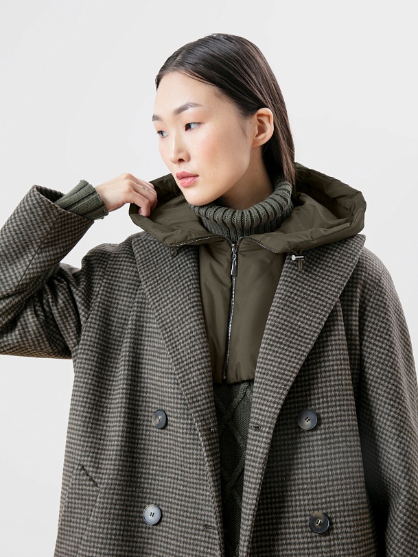 Шерстяное пальто демисезонное с мембраной