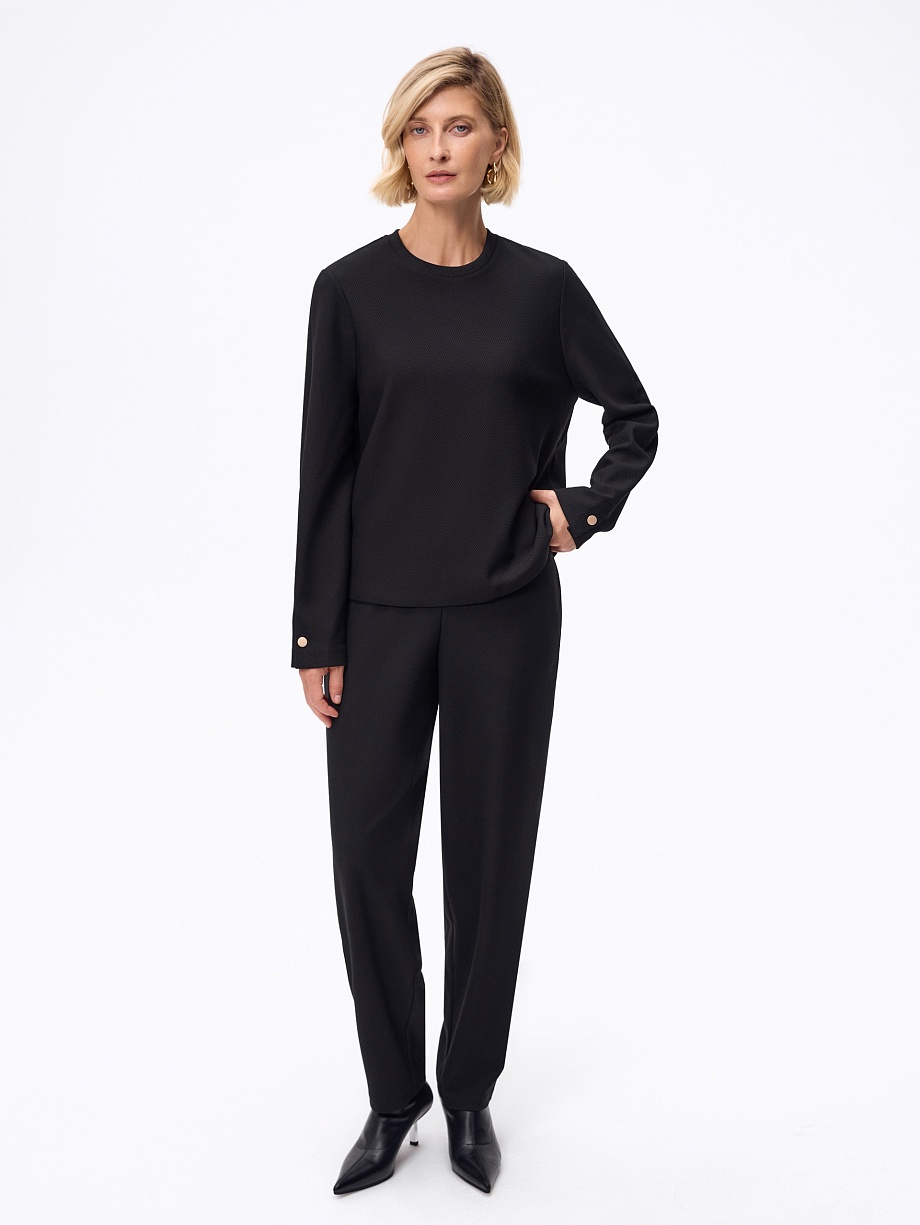 Брюки из фактурного трикотажа