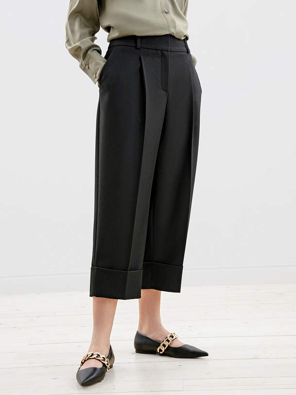 Брюки прямые укороченные
