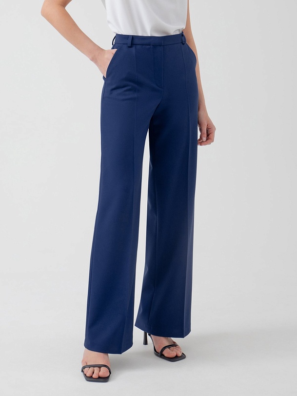 Брюки прямого силуэта из костюмной ткани