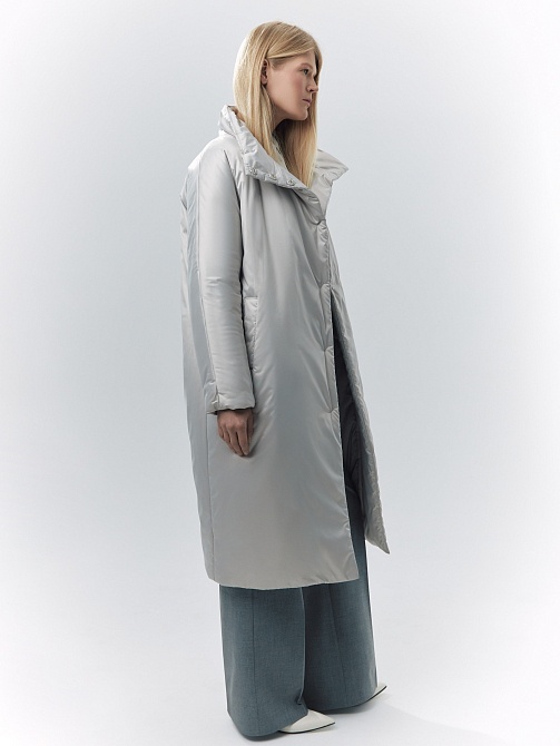 Зимнее пальто с мембраной и утеплителем