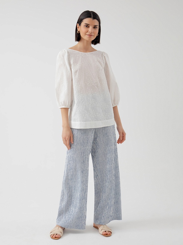 Хлопковая блуза  с объёмными рукавами и открытой спиной