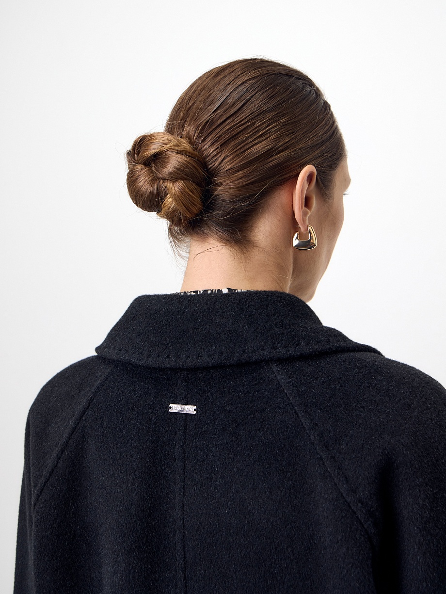 Пальто из шерсти и шелка с мембраной и утеплённой спинкой