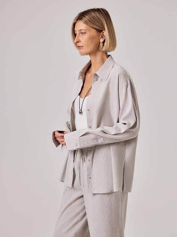 Рубашка из льняной ткани