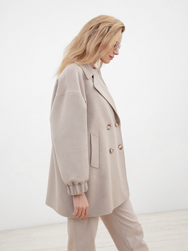 Пальто-жакет из шерсти демисезонное