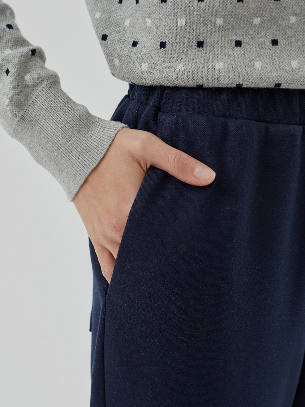 Трикотажные брюки на эластичном поясе