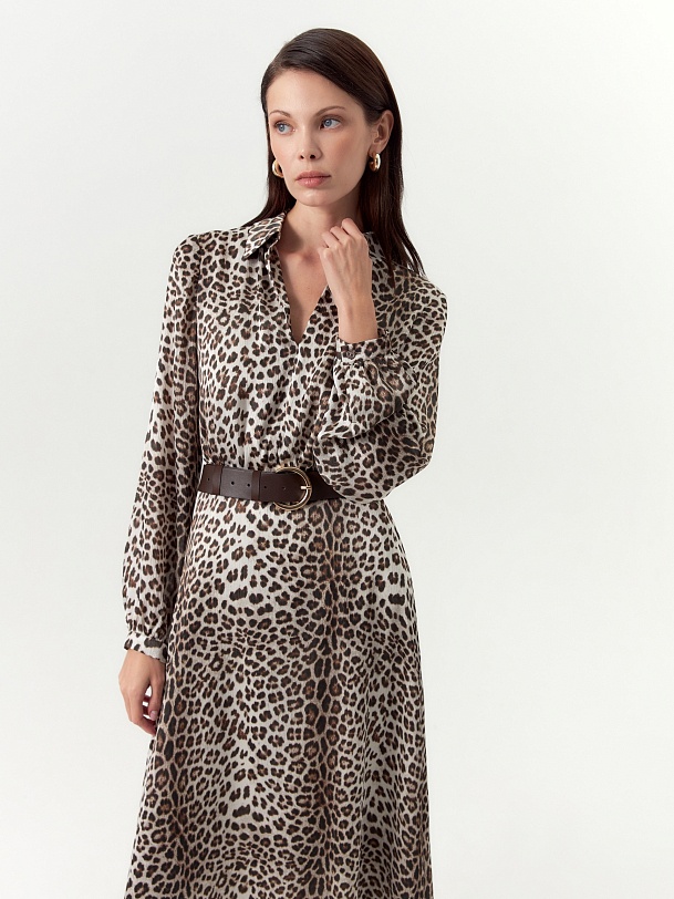 Платье-миди с леопардовым принтом