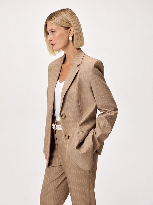 Удлиненный жакет из костюмной ткани