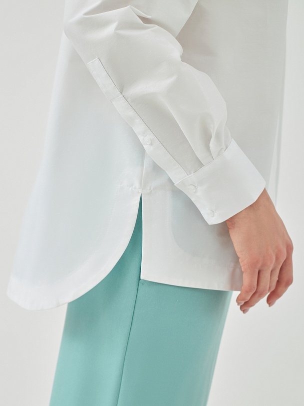 Женская белая рубашка с длинным рукавом