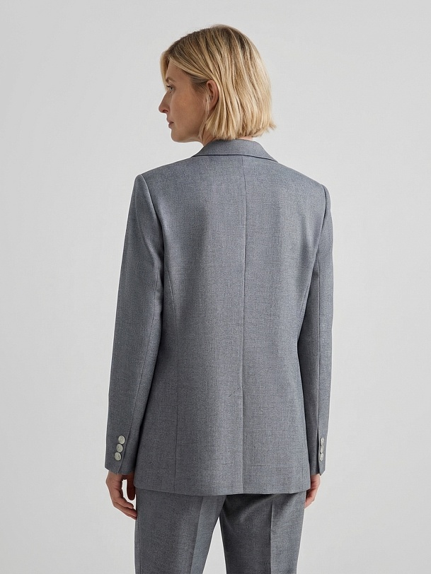 Классический жакет из костюмной ткани