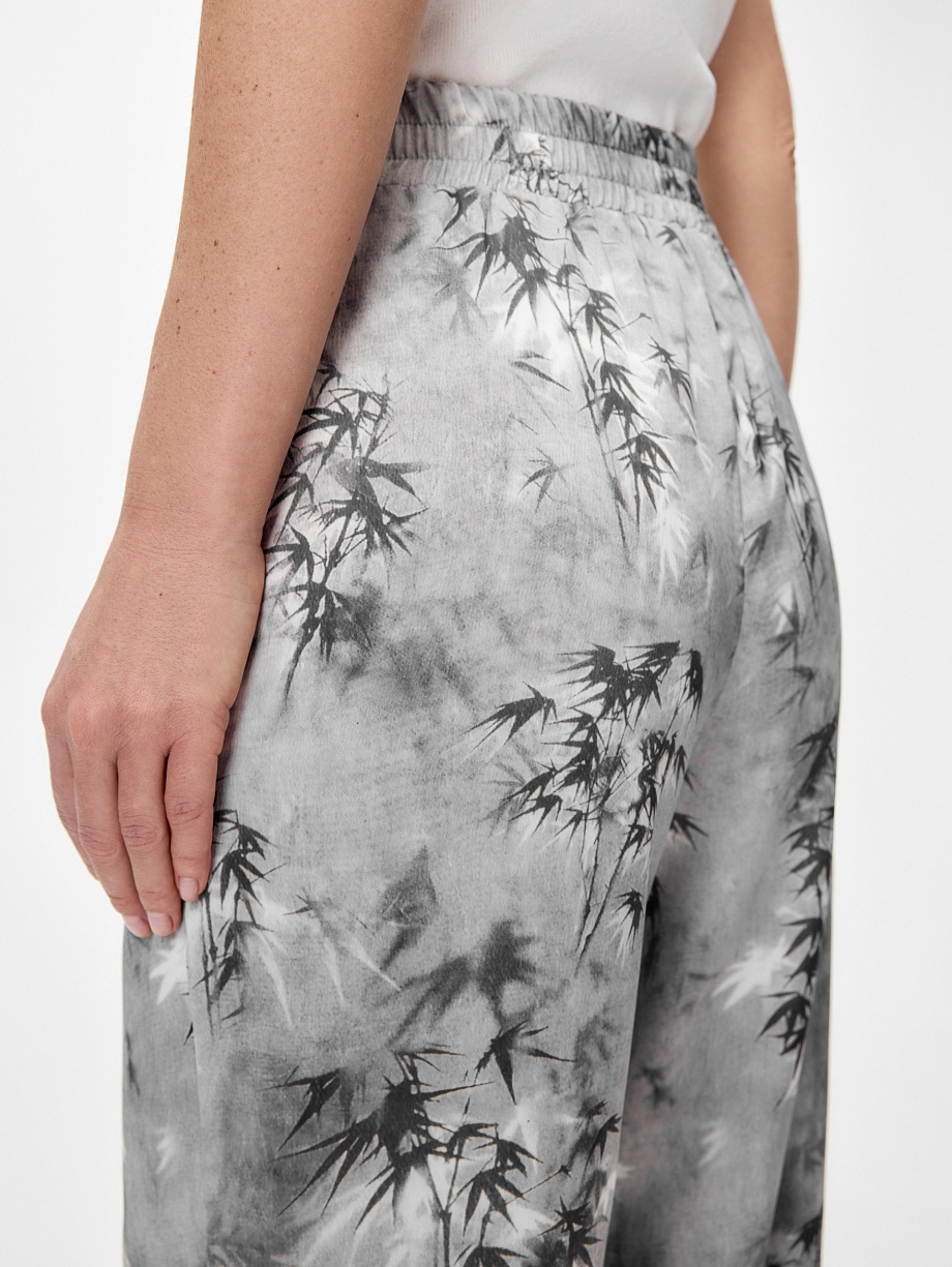 Брюки из вискозной атласной ткани