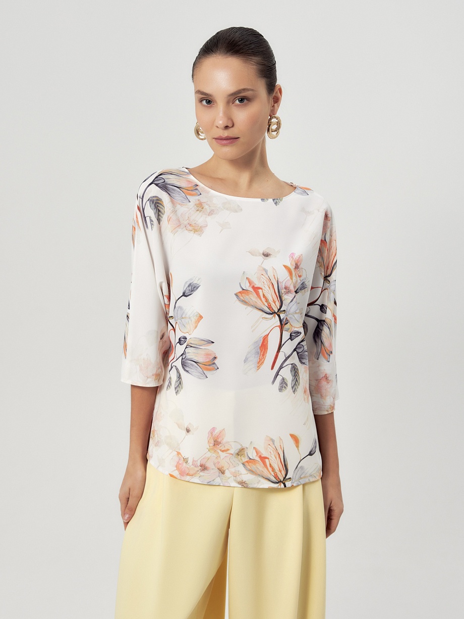 Свободная блуза с вырезом "лодочка"