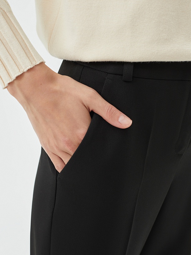 Классическиезауженные брюки со стрелками