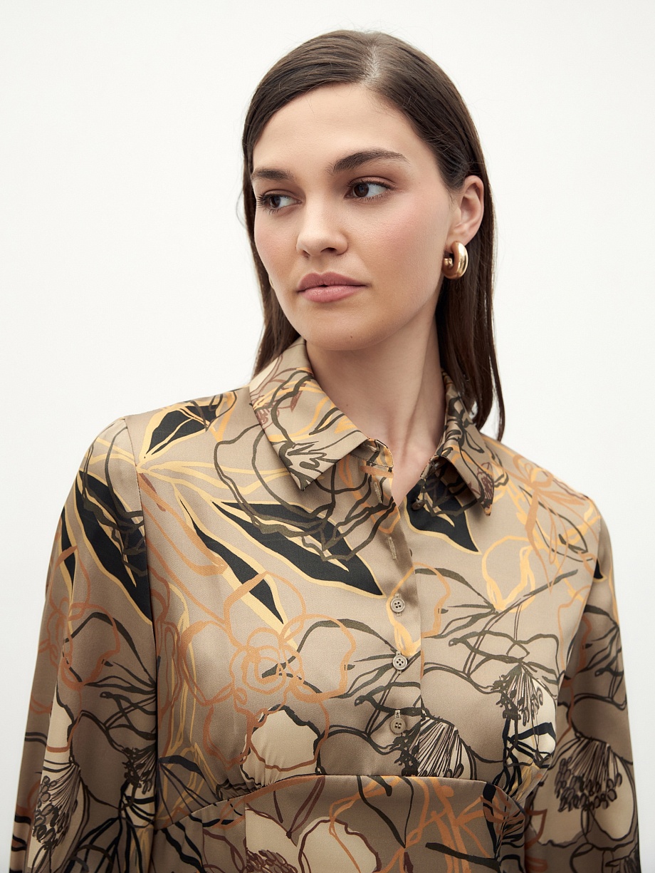 Приталенное платье из плательной ткани с цветочным принтом