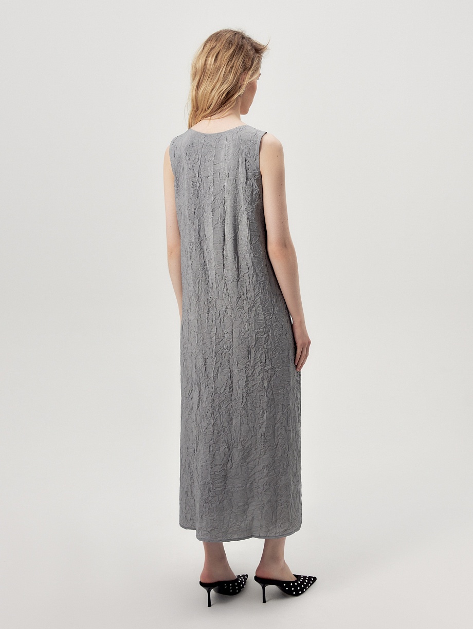 Платье из жатой вискозы с декоративным узлом