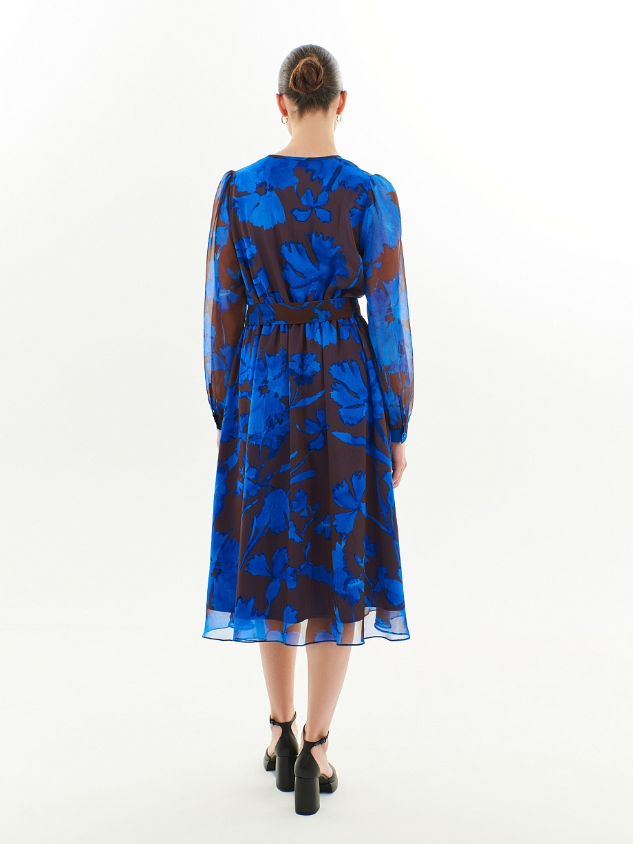 Свободное платье из шифона с растительным принтом