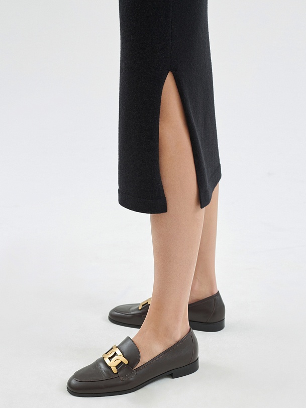 Трикотажная юбка с боковым разрезом