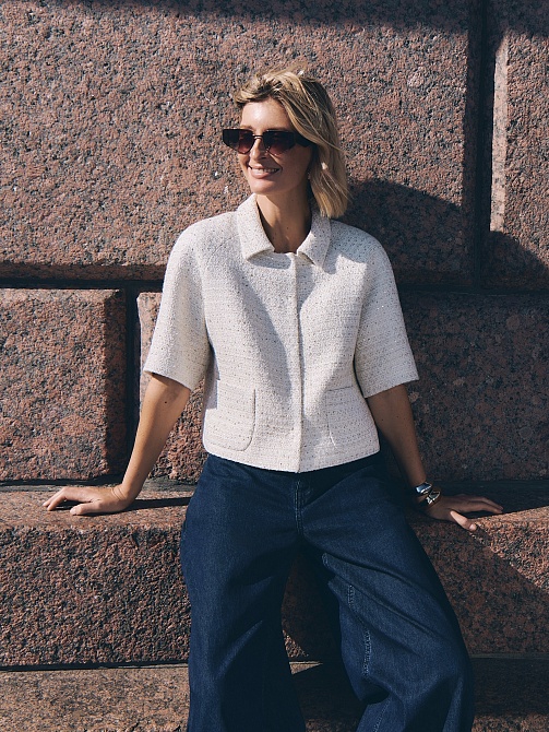 Укороченный жакет из твида с добавлением люрекса