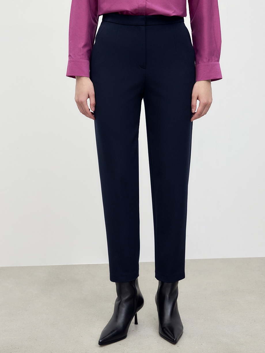 Утепленные зауженные брюки из костюмной ткани