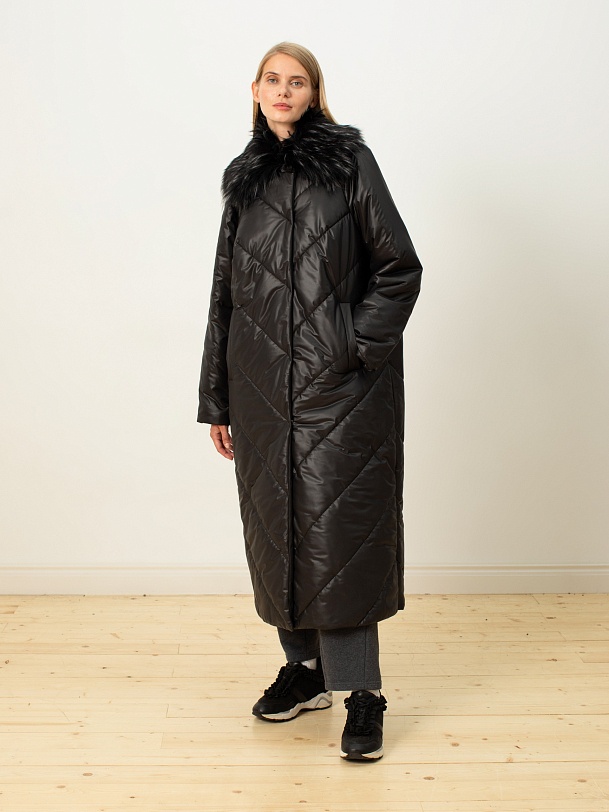 Пальто зимнее с мембраной и отстегивающимся воротником