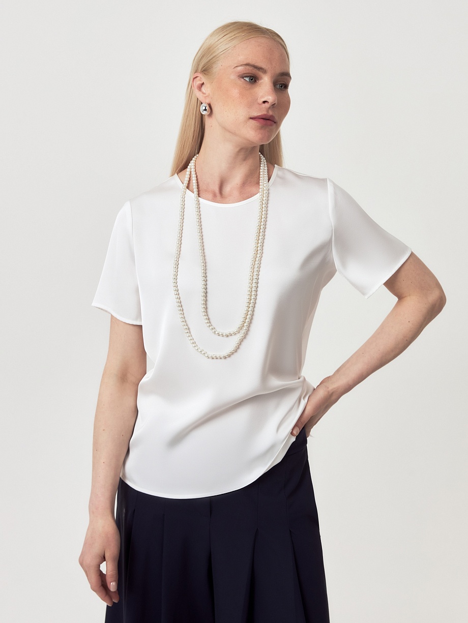 Блуза-футболка из атласа