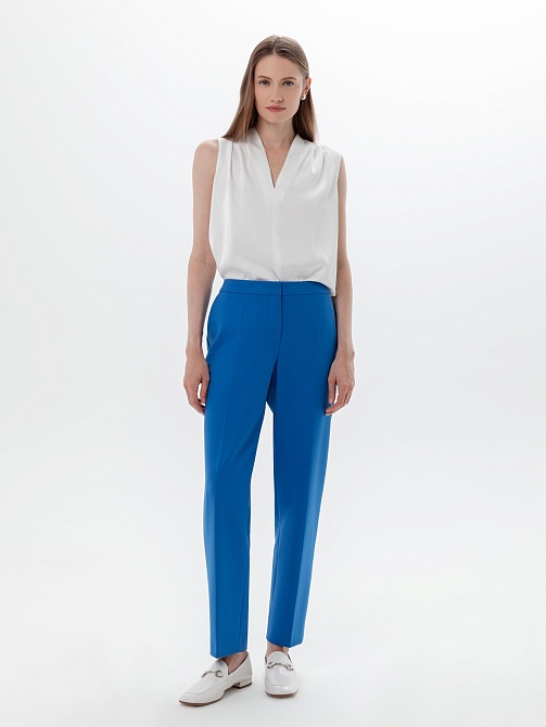 Зауженные брюки со стрелками 