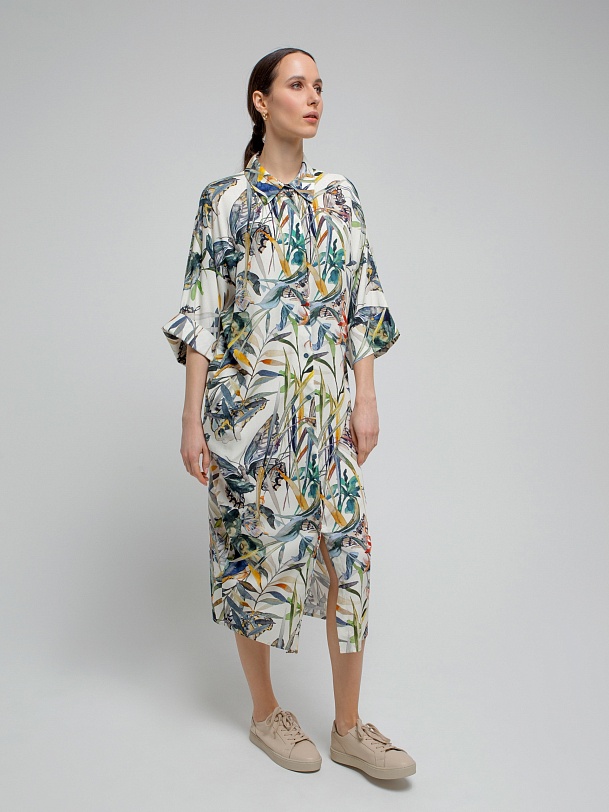 Свободное платье-рубашка из вискозы