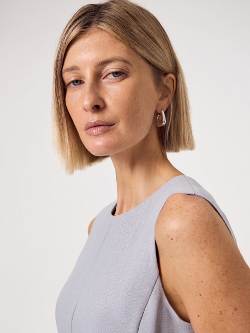 Платье миди с высоким разрезом