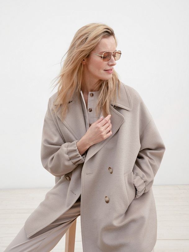 Пальто-жакет из шерсти демисезонное