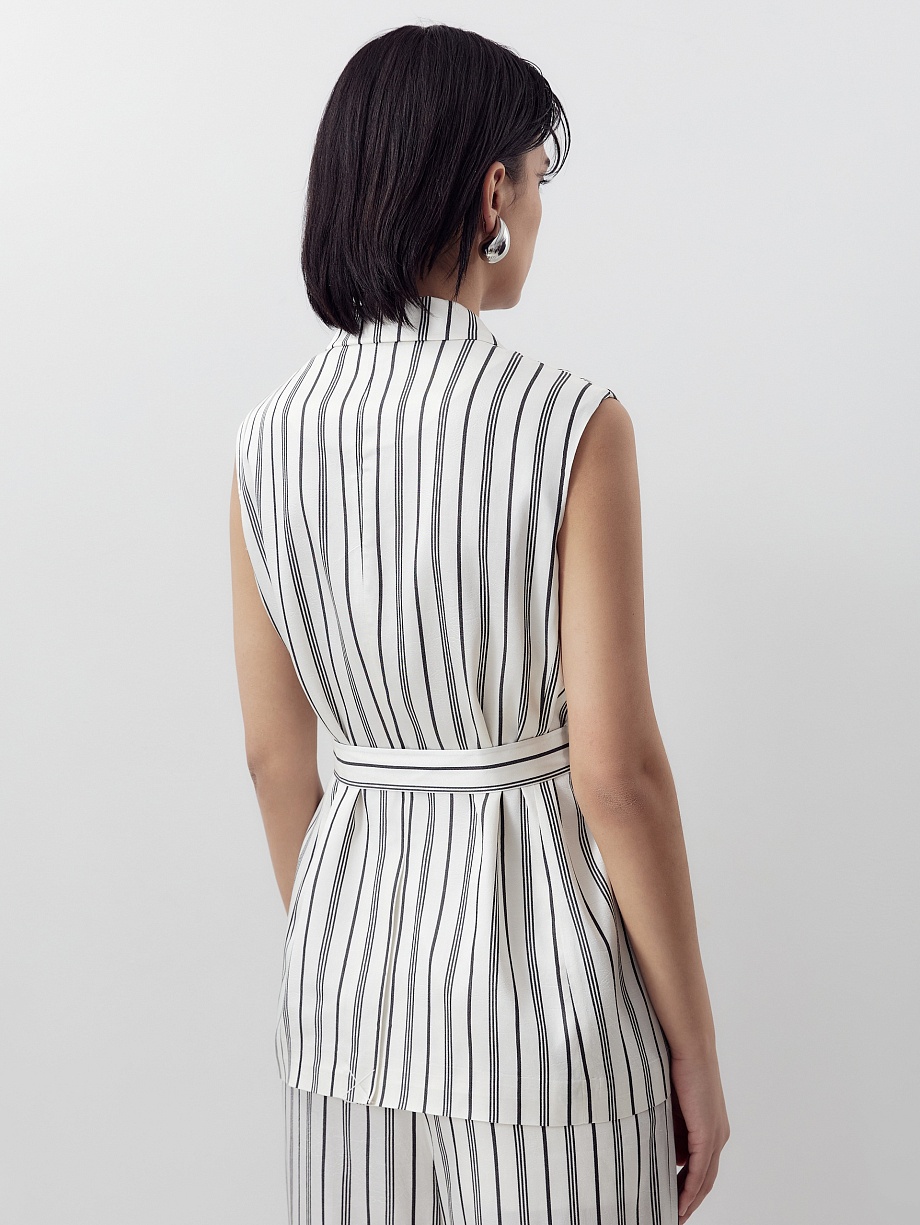 Удлинённый жилет из натуральной ткани