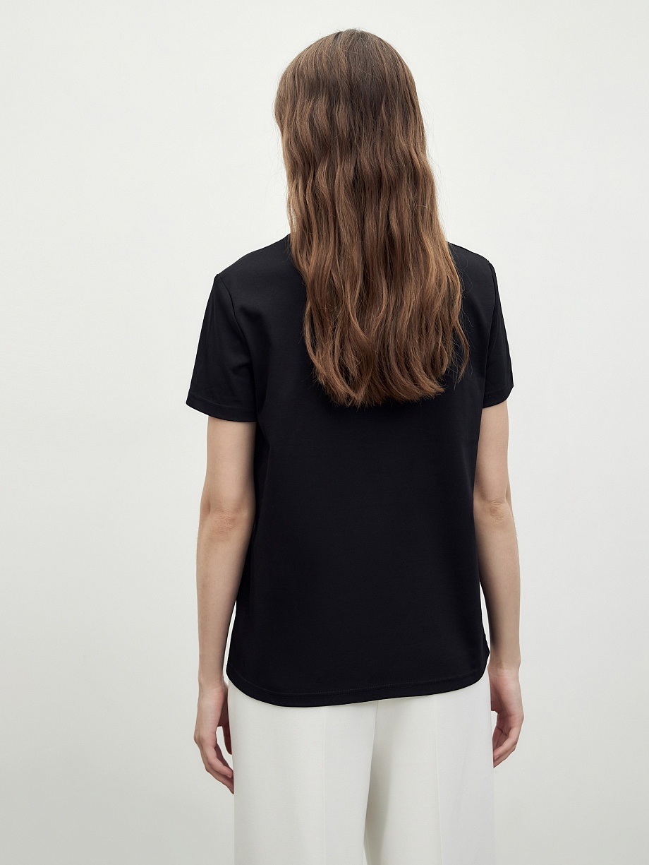 Футболка из 100% хлопка со стразами вдоль горловины