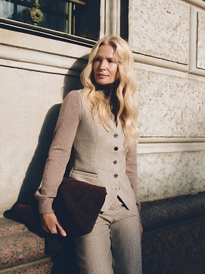 Жилет из премиальной костюмной шерсти