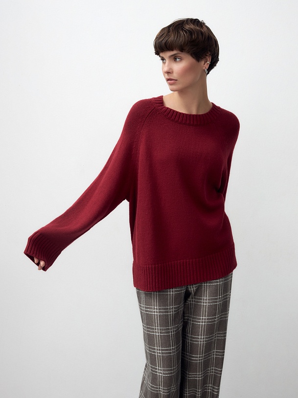 Свободный джемпер из вязаного трикотажа