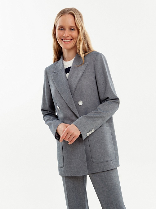 Классический жакет из костюмной ткани