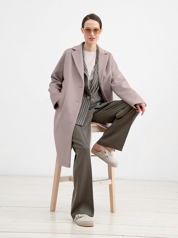 Шерстяное демисезонное пальто с мембраной