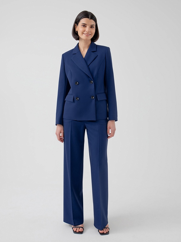 Двубортный жакет полуприлегающего силуэта