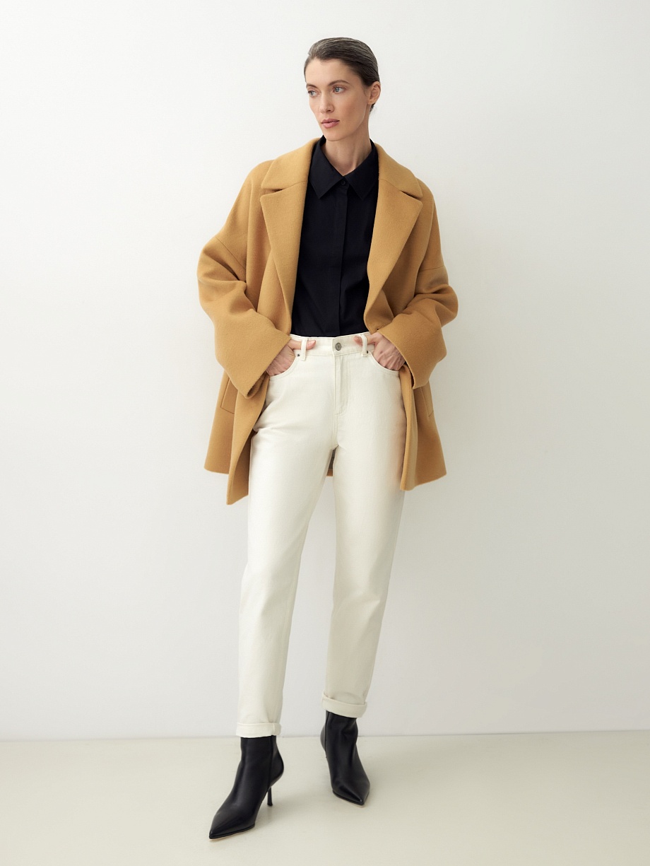 Демисезонное полупальто из шерсти