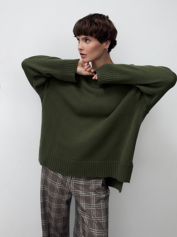 Свободный джемпер из вязаного трикотажа